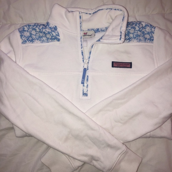 Vineyard Vines quarter zip pullover! - Picture 2 of 6